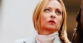 Meloni: “La pace si protegge con la forza, grazie agli italiani in missione”