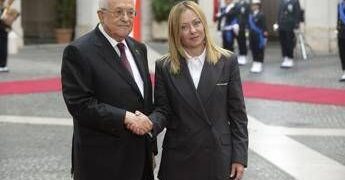 Meloni riceve Abu Mazen: “Consolidare cessate fuoco e avviare ricostruzione Gaza”
