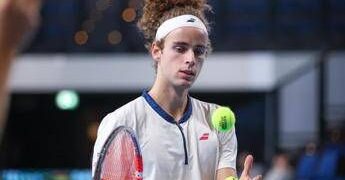 Mika Brunold, il tennista che ha fatto coming out: “Nascondermi non è un’opzione”