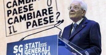 Natalità, Mattarella: “Tema vitale per l’Italia e per l’Europa”