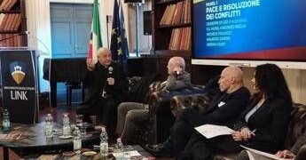 Pace, Paglia: “Manca visione universale politica, assistiamo a balcanizzazione del mondo”