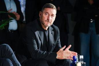 Roma, Totti: “Ultimo anno giocavo contro tutti, mi hanno fatto smettere”