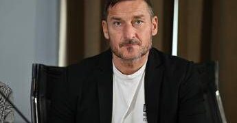 Roma, accusato di abbandono di minori: chiesta archiviazione per Totti