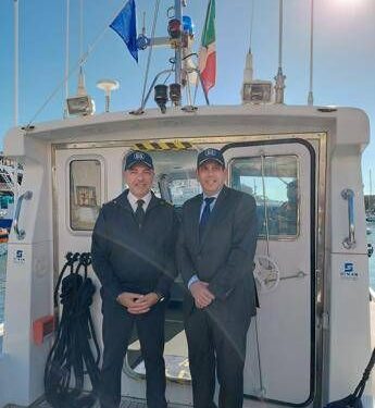 Roma, sopralluogo in mare nello scalo di Civitavecchia per verificare lo stato dei lavori