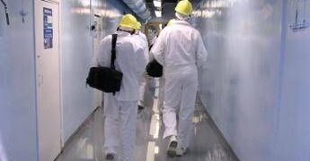 Scienziati iraniani esperti di nucleare in Russia, la missione segreta