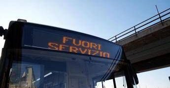 Sciopero 29 maggio, venerdì nero in vista: a rischio treni, bus e metro
