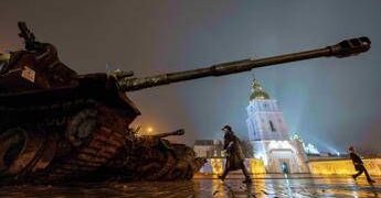 Ucraina, Kiev riscrive il piano di pace con gli Usa: 19 punti e meno concessioni alla Russia