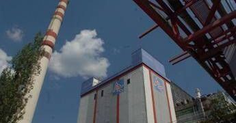 Ucraina attacca siti industriali, Russia: “Due morti a Samara, 3mila al buio nel Kursk”