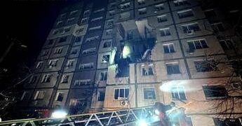 Ucraina, raid russo su Dnipro: uccisa una donna, 11 feriti tra cui bambini