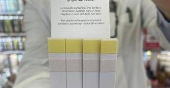 Violenza sulle donne, boom in farmacia a Roma per kit gratis che trova droghe nei drink