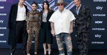 X-Factor, è la notte degli inediti: come funziona la puntata e quali sono i brani
