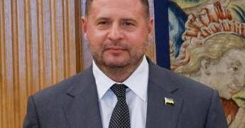 Yermak, chi è il ‘tagliatore di teste’ alleato di Zelensky dai tempi della tv