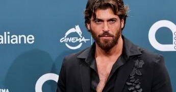 Ascolti tv, Sandokan su Rai1 domina con il 34%