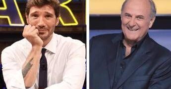 Ascolti tv, la prima serata è di ‘Un Professore’ su Rai1. Testa a testa tra De Martino e Scotti