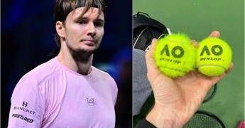 Australian Open, prima polemica? Bublik contro le palline del torneo