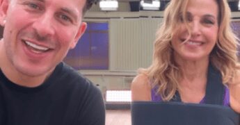 Ballando, Barbara D’Urso col tutore al braccio: “Io non mi arrendo”