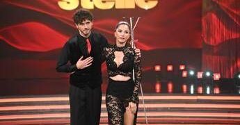 Ballando, Delogu ‘esausta’ prima della finale: “Stiamo provando a sopravvivere”