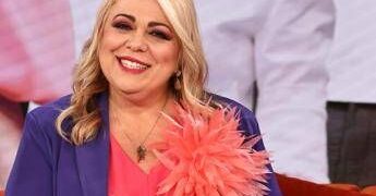 Ballando con le stelle, Rossella Erra: “Nancy Brilli condivide post di odio contro di me”