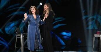 Belve, Fagnani e la domanda ‘mancata’ per Stefania Sandrelli: “Come ho potuto?”