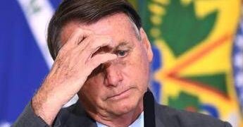 Brasile, l’ex presidente Bolsonaro operato per singhiozzo cronico