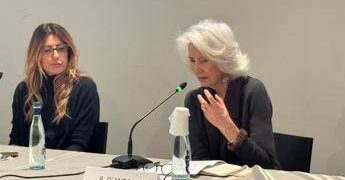 Cancro seno metastatico, ‘Antona (Europa Donna): “Applicare subito nuove terapie”