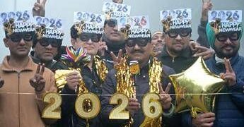 Capodanno, nell’Oceano Pacifico è già 2026: i primi festeggiamenti