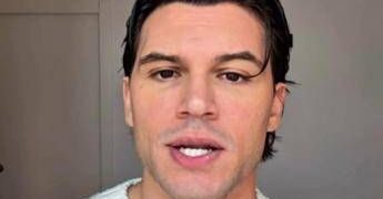 Caso Signorini, parla Medugno: “Mai andato a letto con lui, ero manipolato dal mio manager”