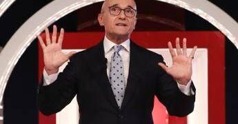 Codacons attacca: “Autosospensione Signorini non basta, Grande Fratello non deve andare in onda”