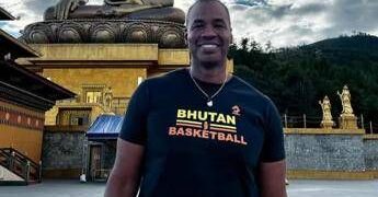 Collins, il primo giocatore Nba a fare coming out: “Ho un tumore in fase terminale”