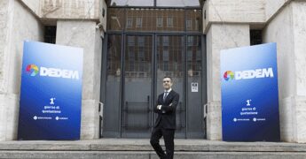 Dedem, le cabine fototessera? Diventano punti di servizio al cittadino