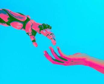 Donna sposata con AI, Epifani: “Relazione finta, quindi perfetta”