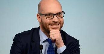 Fontana: “Premio Laurentum dimostra come poesia sappia parlare a cuore di tutti”