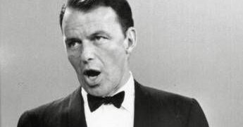 Frank Sinatra superdotato? Paul Anka e quelle volte insieme in sauna: ecco la verità