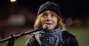 Greta Thunberg arrestata a Londra durante manifestazione pro-Pal