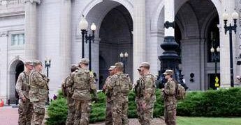 Guardia nazionale a Chicago, Corte Suprema blocca dispiego voluto da Trump