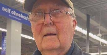 “Ho 88 anni e devo lavorare”, il web gli dona 1 milione e lo manda in pensione