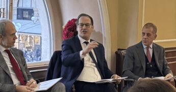 Imprese, Barbaresco (Mediobanca): “In Italia manca recupero produttività, cresce perché si lavora di più”