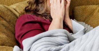 Influenza 2025, Bassetti: “Polmoniti impegnative anche nei giovani”