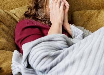 Influenza, l’allarme di Pregliasco: “A Natale oltre un milione casi, picco dopo le feste”