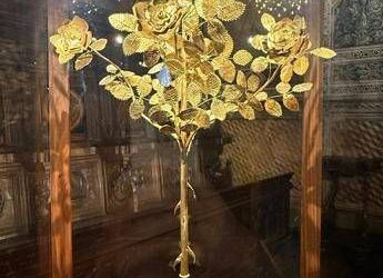 La Rosa d’Oro di Pio II torna a splendere
