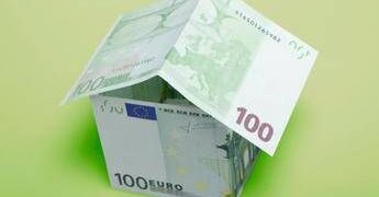 “Ma quando compri casa?”, come rispondere alle domande scomode dei parenti a Natale