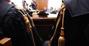 Medico in pensione con 100 giorni di ferie non godute, indennizzo da 60mila euro