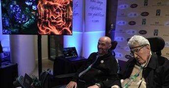 Milano, un uomo con Sla trasforma l’attività cerebrale in arte visiva