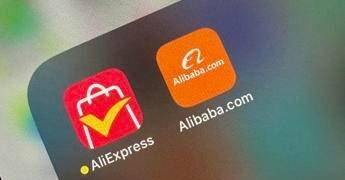 Natale, da ricerca del regalo perfetto a momenti in famiglia, ecco come lo celebrano gli italiani