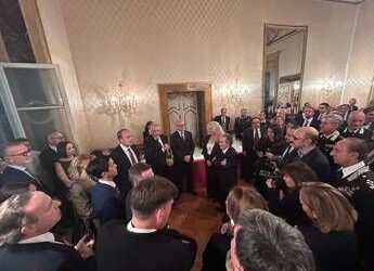 Parterre d’eccezione a Palazzo Valentini per il brindisi di Natale, con il prefetto Giannini Piantedosi, Casellati e Gualtieri