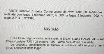 Per 33 anni ‘ostaggio’ dell’Italia dove è nata e cresciuta, ora è finalmente apolide: il decreto del Viminale