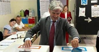 Pestaggio del sindaco di Castiglione del Genovesi, indagini anche sull’attività politica