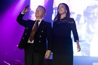 Pupo, la figlia Clara lo ‘tradisce’ a La volta buona: “Mio cantante preferito? Gigi D’Alessio”