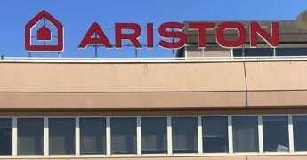 Riello torna in mani italiane, Urso: “Con Ariston si rafforza il Made in Italy”