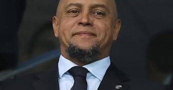 Roberto Carlos operato d’urgenza per un problema al cuore